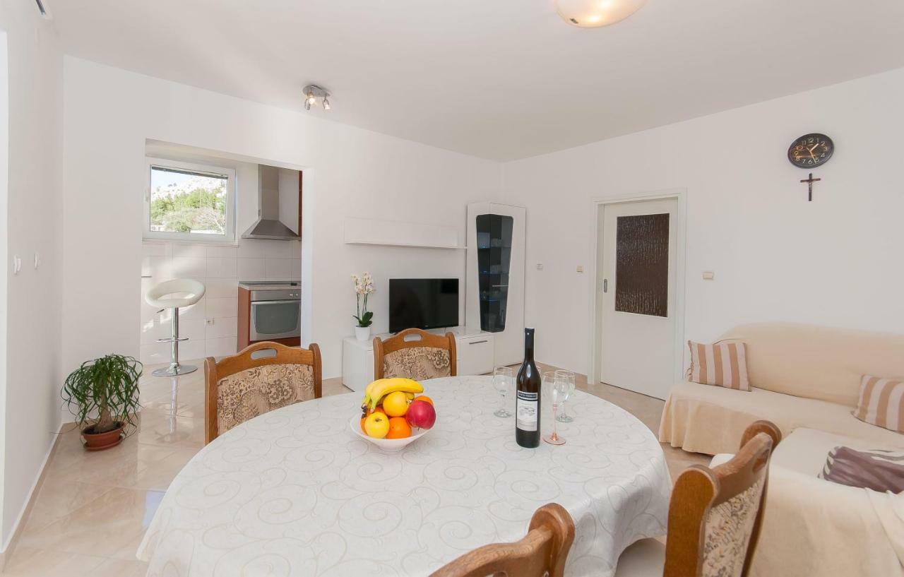 Apartment Ines Omiš Extérieur photo
