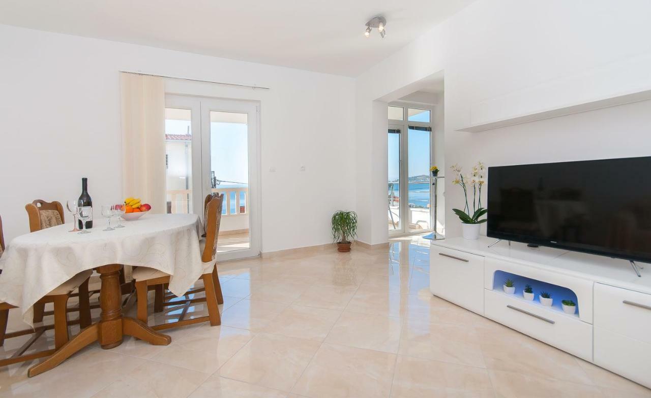Apartment Ines Omiš Extérieur photo