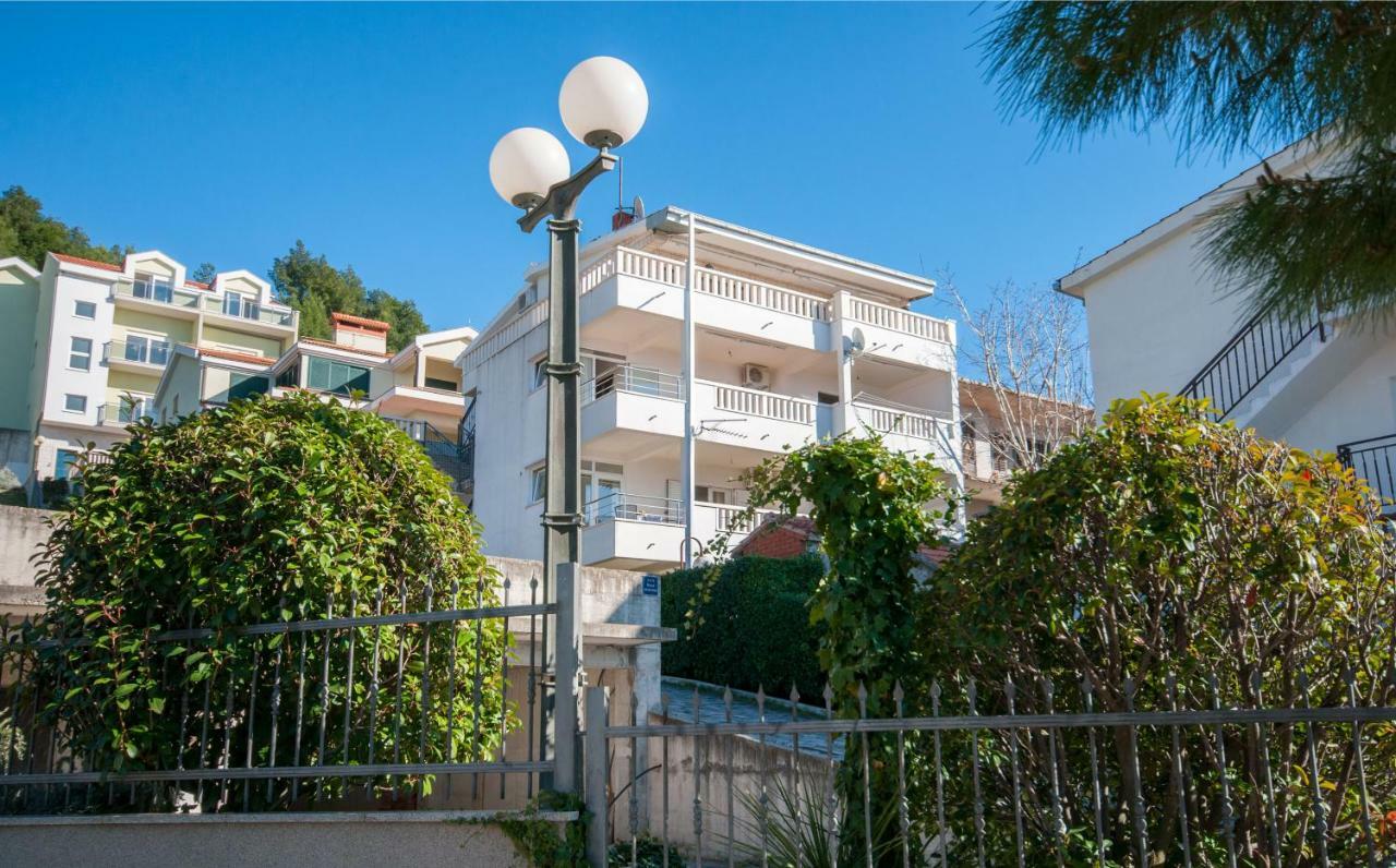 Apartment Ines Omiš Extérieur photo